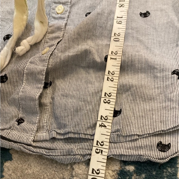 A25 Old Navy “The Classic” Collared Button Shirt Striped Cats Cat Kitty sz XS - Picture 5 of 13